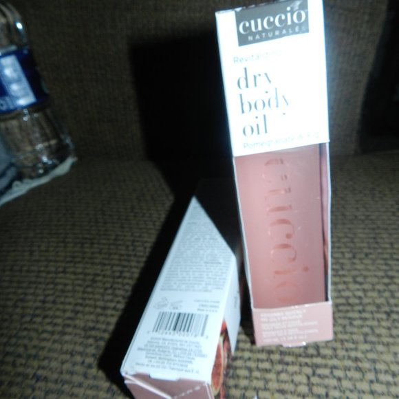Cuccio Naturals Revitalizing Dry Body Oil NEW/NWT - Picture 2 of 15